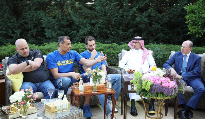 الرياضي في ضيافة البخاري بعد فوزهم ببطولة لبنان