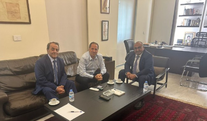 الجميّل التقى النائب بلال حشيمي