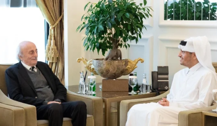 جنبلاط التقى رئيس الوزراء القطري... بحثٌ في حرب غزة والجنوب وتثمين لدور قطر