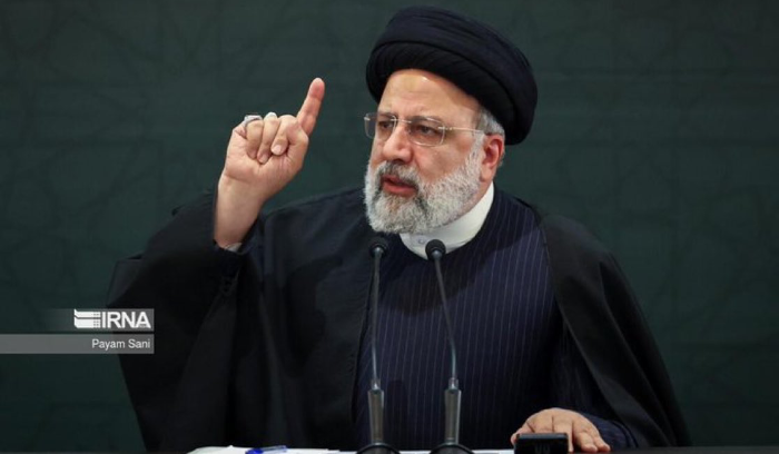 هل تم العثور  على حطام طائرة الرئيس الايراني؟