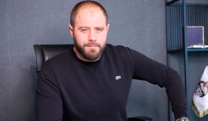 «دكتور فود» ملاحق بجرائم «تصنيع المخدرات والاتجار بها وتهريبها»<br />
بعد تحقيقات استغرقت ثلاثة أشهر