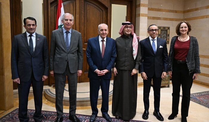 سفراء 