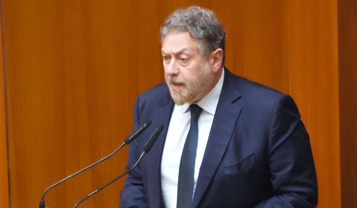 افرام: لإصدار بطاقة بيومتريّة للنازحين ومضاعفة العديد لضبط الحدود