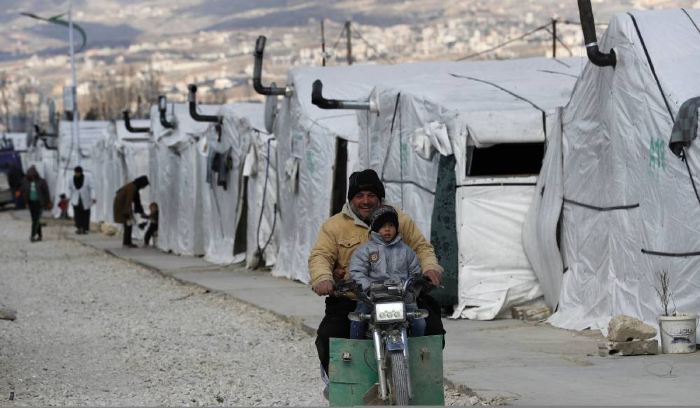 «الوطني الحر» و«القوات اللبنانية» يتنافسان على تحقيق «إنجاز» في ملف النزوح السوري<br />
 دعوات لعمل مشترك رغم تواصل السجالات