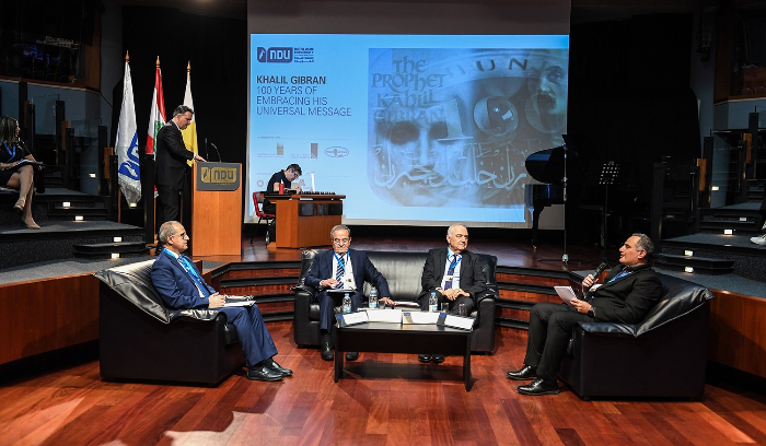 جامعة سيدة اللويزة تحتضن مؤتمراً بمناسبة مئوية جبران خليل جبران
