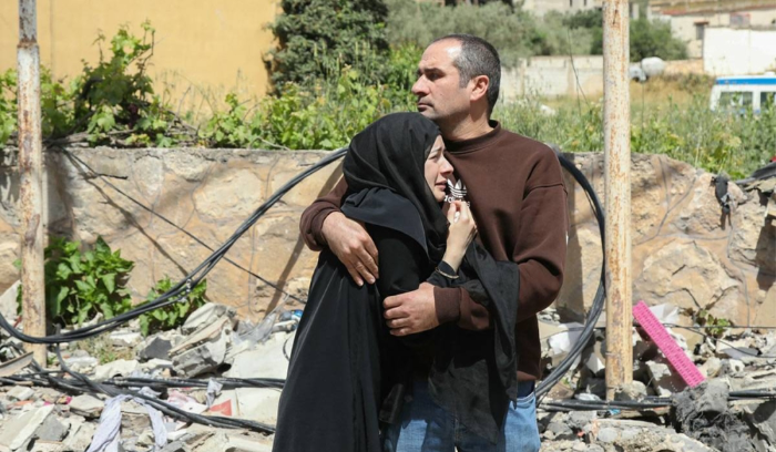 لبنان يتقلّب على نار التجاذب الأميركي ـ الفرنسي وباريس تلوّح باستحقاق التجديد لـ «يونيفيل»