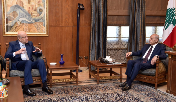 بري يدرس طلب ميقاتي دعوة البرلمان لمناقشة ملف النازحين<br />
بعد الاتهامات بـ«رشوة المليار يورو» التي قبلها لبنان