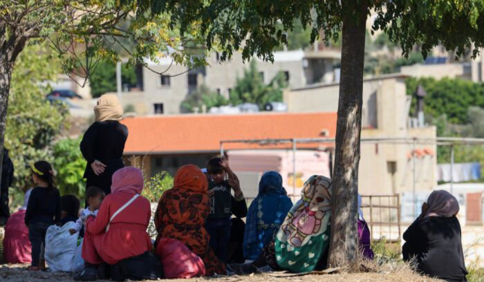 النازحون بين ممانعة الأسد وغياب رئيس للجمهورية