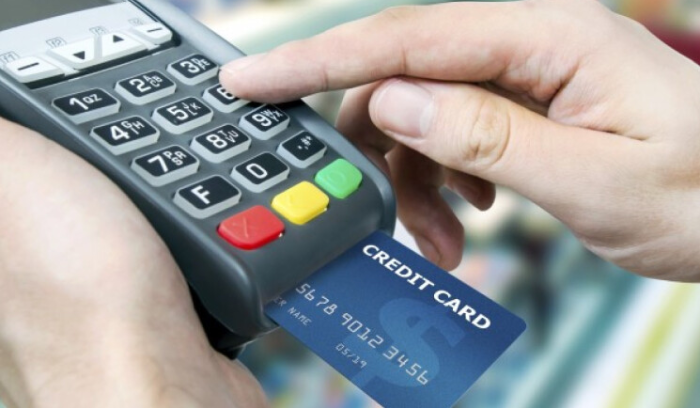 هل ينجح المركزي في إحياء بطاقات الدفع؟