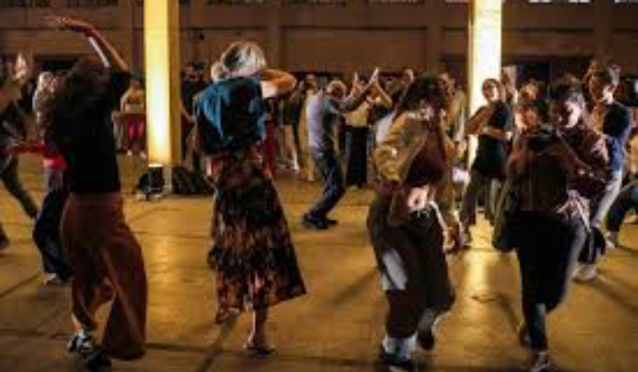 اللبنانيون يتأقلمون مع الحرب ويعيشون حياتهم يومًا بيوم