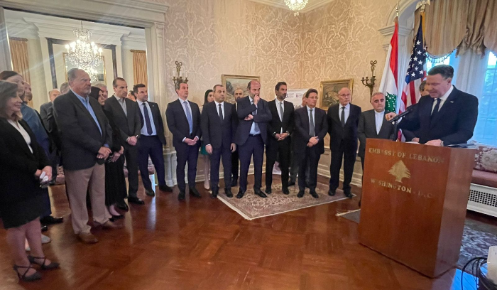 جامعة سيدة اللويزة في الولايات المتحدة الأميركية: مدّ الجسور والتشبيك من أجل دعم الرسالة التعليمية

وزير التربية : نفتخر بقطاعنا التعليمي وخرجنا من دائرة الأخطار ‎