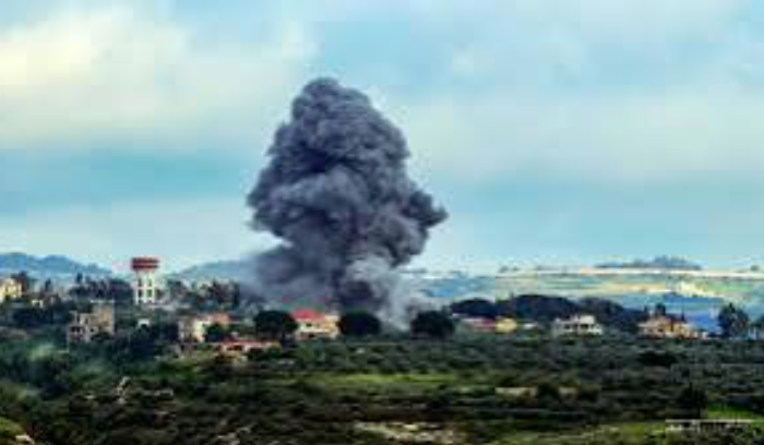 لا جديد عند حزب الله رئاسياً... باسيل يطلب ضمانات خطية... وفرنجية لن ينسحب<br />
ماكرون «المتوجس» من توسيع الحرب يلتقي اليوم ميقاتي والعماد جوزاف عون<br />
مسيّرات المقاومة الانقضاضية تغيّر قواعد الاشتباك: المنطقة على «حافة الهاوية»؟