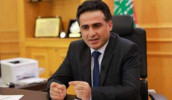 وزير الأشغال الى البرتغال