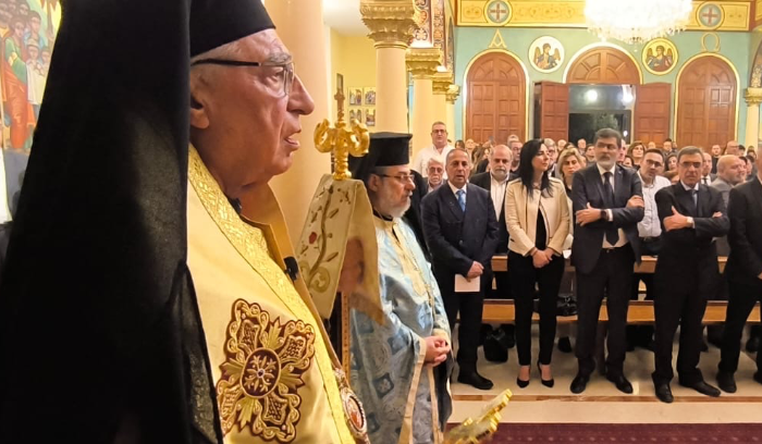 العبسي ترأس خدمة المديح الرابع في كنيسة القدّيس يوحنّا الذهبيّ الفمّ