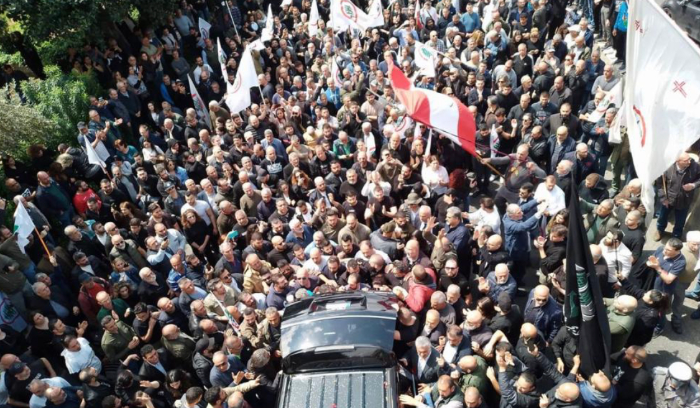 روسيا توصي مواطنيها بعدم المجيء الى لبنان.. وإسرائيل على نيرانها<br />
الوداع الأخير لباسكال سليمان اليوم... ومسلسل الفلتان الأمني يستكمل حلقاته