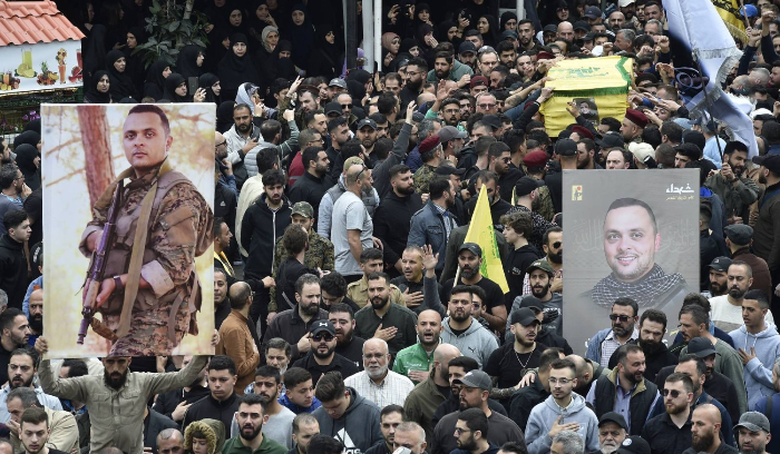 اللبنانيون يطرحون سيناريوهات مختلفة للرد الإيراني ويخشون الحرب الموسعة