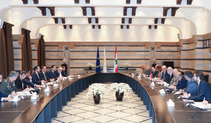 الرئيس القبرصي يجري محادثات في السراي الحكومي