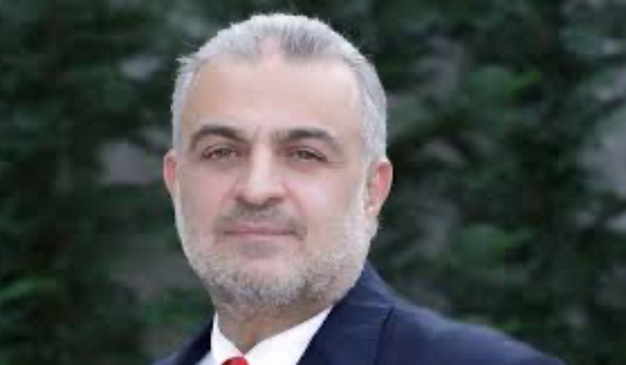 أسعد الحريري ناشد وزير الاتصالات إعادة النظر في الضريبة الجمركية على الهواتف المحمولة