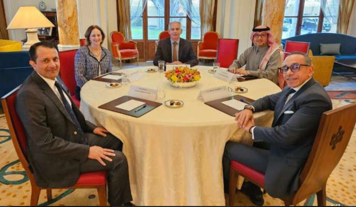 تحرك سفراء «الخماسية» في لبنان يصطدم بعدم نضوج الظروف لانتخاب الرئيس<br />
نظراً لتعذر خلط الأوراق في البرلمان اللبناني