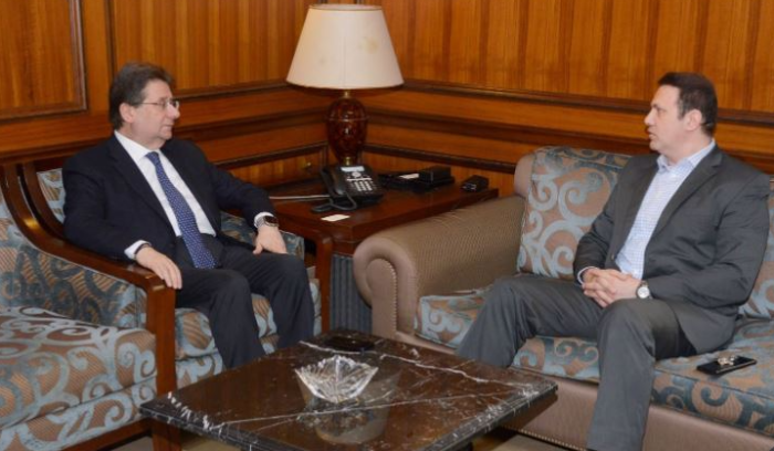 كنعان بحث مع القائم بالاعمال المصري في دور الخماسية  : لن يبقى عناصر الدفاع المدني بلا راتب