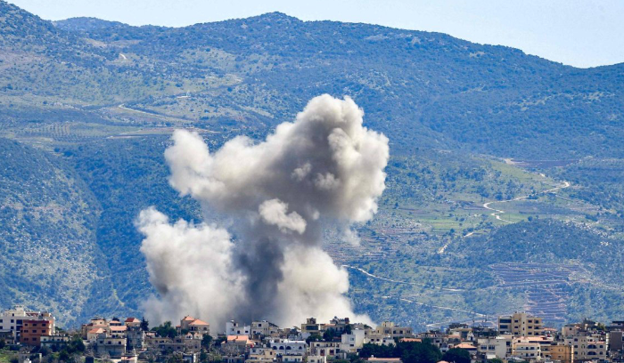 غارة عنيفة على برج الملوك قرب مقر ⁧‫اليونيفيل‬⁩