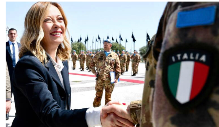 رئيسة وزراء إيطاليا من الجنوب: السلام يُبنى بالردع وليس بالكلام<br />
إسرائيل تستهدف 