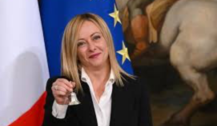 رئيسة الحكومة الإيطالية تزور بيروت غداً وتتفقّد قواتها في «اليونيفيل»<br />
برودة سياسية في لبنان إلى ما بعد عيد الفطر