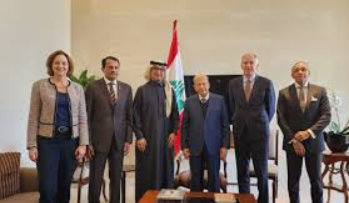 حراك الخماسية إلى ما بعد العيد.. ومجلس الأمن لحل مستدام على جانبي الحدود<br />
ميقاتي يسحب ملف «خفراء الجمارك» لقطع الطريق على «الاستغلال الطائفي»