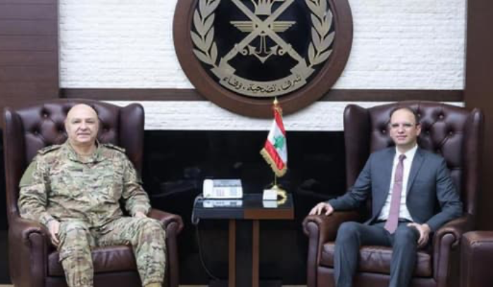 قائد الجيش بحث في الأوضاع العامّة مع محافظ بعلبك - الهرمل