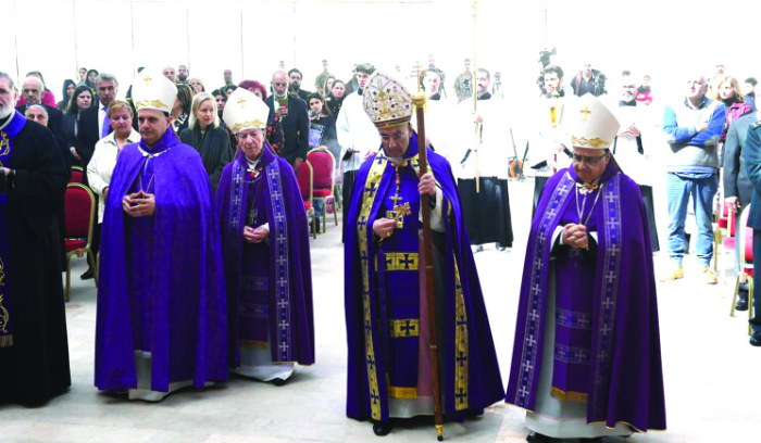 «الخماسية» تجول و«الاعتدال» يؤجّل .. وباسيل يناشد لحماية الشراكة «المتناصفة»