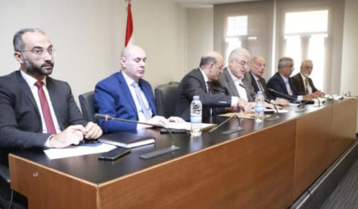 لجنة الدفاع والداخلية ناقشت مسألة الطوابع وأرجأت البندين المتعلقين بالأمن العام وأمن الدولة