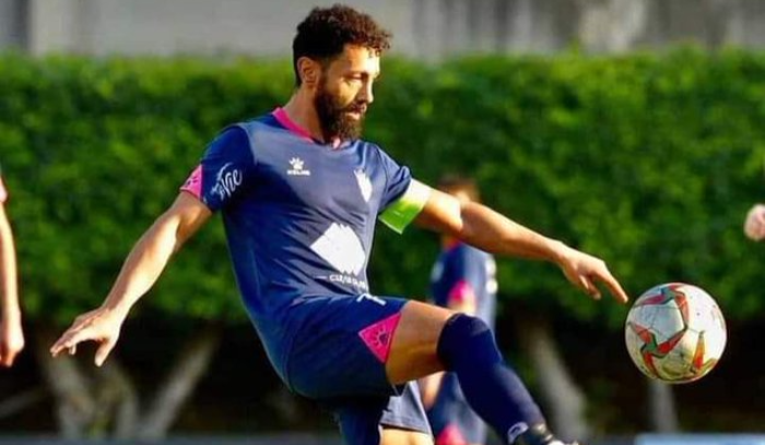 لاعب في فريق 