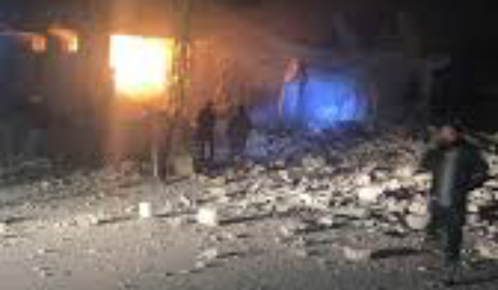 توازن الحسابات يتحكّم بـ«جبهة الجنوب».. وغارات ليلاً على البقاع<br />
المعارضة تستعد للتحرُّك بوجه بري.. وقرارات مالية بعد تصنيفات الليرة