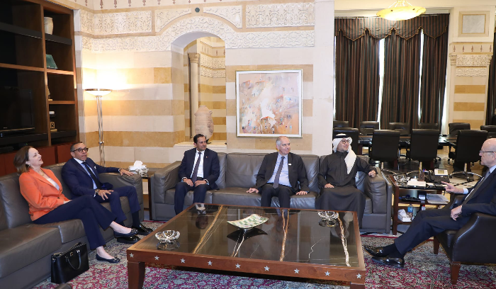 جبهة الجنوب تحتدم.. وسفراء الخماسية لرئيس يواكب مفاوضات ما بعد الحرب<br />
مبادرة «الإعتدال» تصطدم برفض تعطيل التشريع.. وتوجُّه لضبط الموظفين بعد إقرار الزيادات