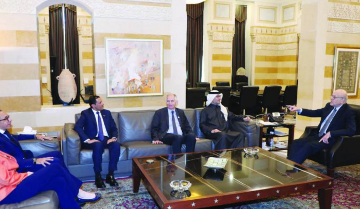 إستياء فرنجية يُجمّد مبادرة الإعتدال بفرامل برّي
واشنطن تتحفّز للخروج من الخُماسية
