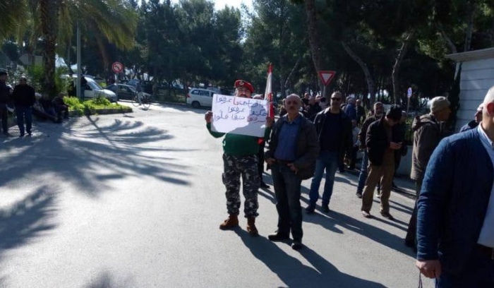 إضرابات الموظفين تشلّ الإدارات العامة... والحكومة مقيّدة<br />
وكالة الأنباء الرسمية متوقفة لليوم الثاني... والإغلاق شمل 8 وزارات