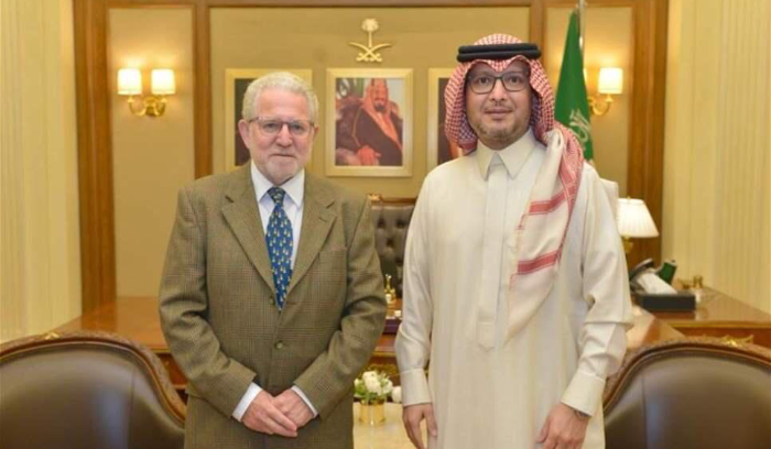 السفير بخاري عرض مع سفير اسبانيا في أوضاع لبنان والمنطقة