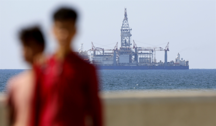 توتال تكرّر سلوكها المشبوه: لا تنقيب في البلوكين 8 و10