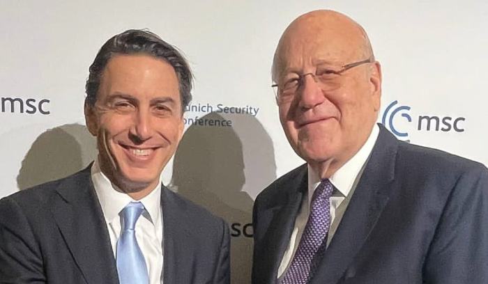 مصدر فرنسي لـ«الشرق الأوسط»: احتمالات الحرب الشاملة في لبنان كبيرة جداً<br />
هوكستين: نسعى لإبقاء الصراع بين «حزب الله» وإسرائيل عند أدنى مستوى