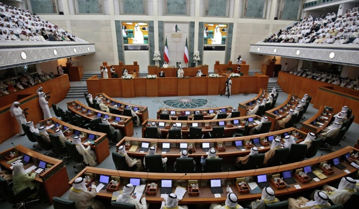 مرسوم أميري بحلّ مجلس الأمة الكويتي