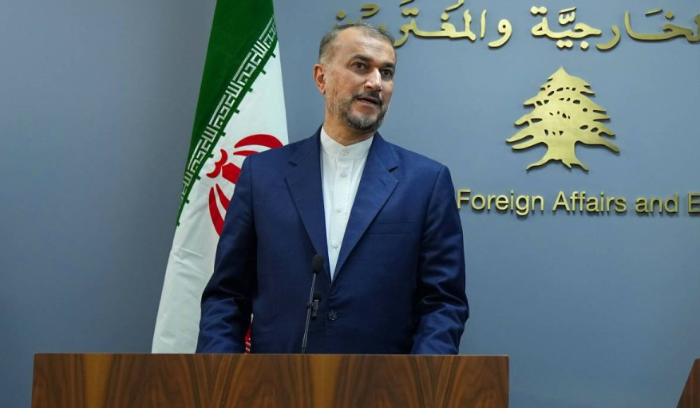 عبداللهيان يفاجئ اللبنانيين بدعوته لانتخاب الرئيس بمنأى عن «الخماسية»<br />
أكد أن إيران شريكة في التسوية و«حماس» تصنّع سلاحها محلياً