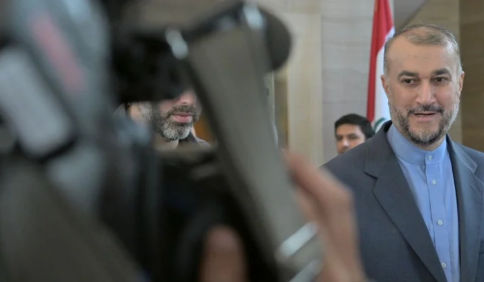 رسائل إيرانية من بيروت والعدوان الإسرائيلي مستمر.. جنبلاط: فلسطين الأساس ولن تزول