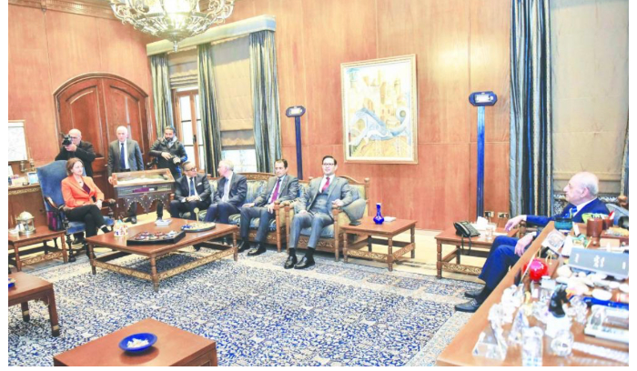 إنقلاب برّي: من 