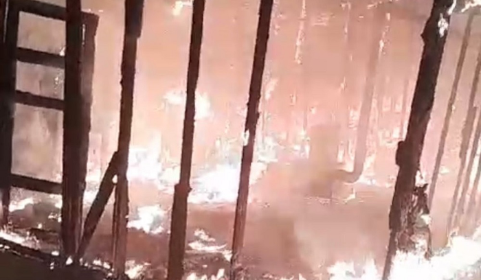 حريق يلتهم خيماً للنازحين في عكار