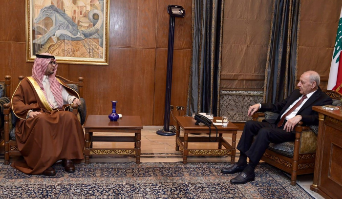 سفراء «الخماسية» أمام فصل الرئاسة اللبنانية عن حرب غزة<br />
يبدأون تحركهم الثلاثاء بلقاء رئيس البرلمان