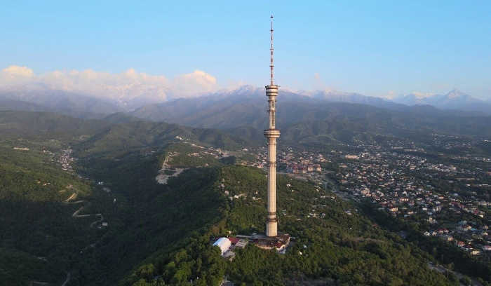 67 اصابة في زلزالين ضربا هذا البلد