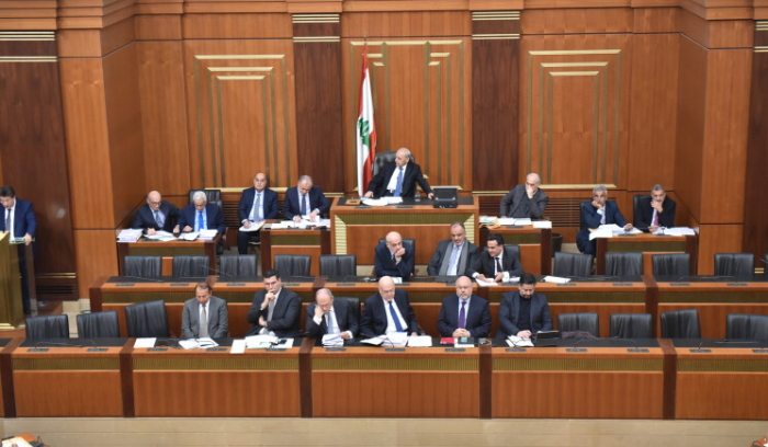 إعتداءات وتهديدات... جلسة الموازنة: قلوب مليانة... 