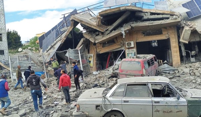 العدو يتذرع بصواريخ مجهولة لتوسيع اعتداءاته ووضع لبنان تحت النار<br />
الرئيس عون يحذّر من ضرب مشروع انقاذ لبنان وحزب الله ينفي علاقته ويقف خلف الدولة<br />
تعيين حاكم مصرف لبنان ينتظر الحسم الداخلي والخارجي... ووزير الدفاع الى دمشق قريبا؟