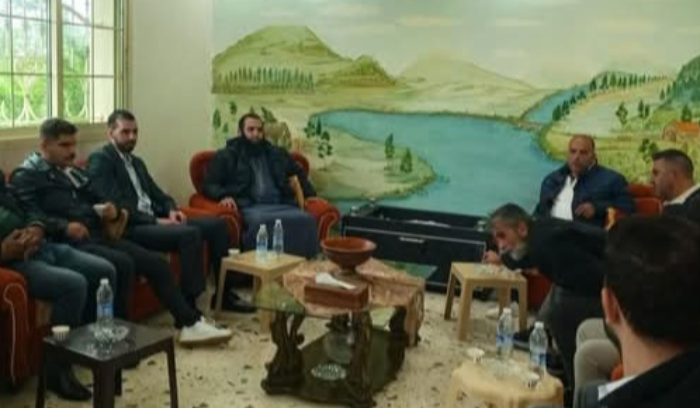 رستم زار بلدة عكار مقدما التعازي بشهيد الجيش