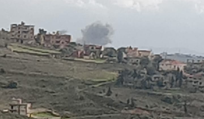 الطيران الاسرائيلي أغار على بلدة ميس الجبل واستهداف منزلاً في يارين